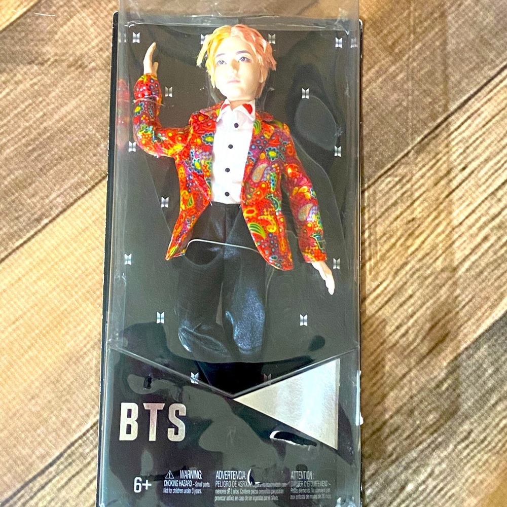 BTS V Idol Bagtan Mattel Doll New In Box